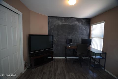 8870 E Mountain Spring Dr, Tucson, AZ 85747 photo 9