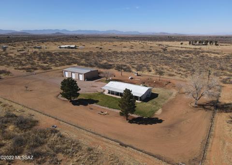 13380 S Single Tree Ln, Pearce, AZ 85625 photo 3