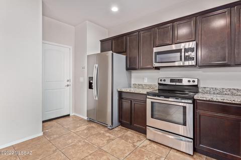 241 E Imperial Ct, Vail, AZ 85641 photo 14