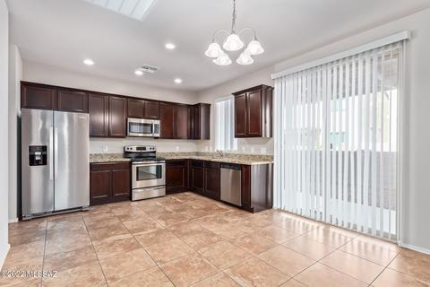 241 E Imperial Ct, Vail, AZ 85641 photo 12