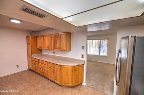 9633 E 3rd St, Tucson, AZ 85748 photo 4