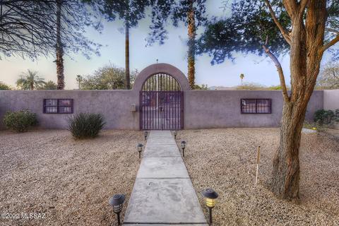 2022 E 8th St, Tucson, AZ 85719 photo 3