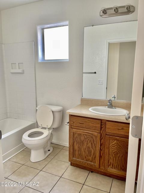 4253 E Mesquite Desert Trl, Tucson, AZ 85706 photo 18