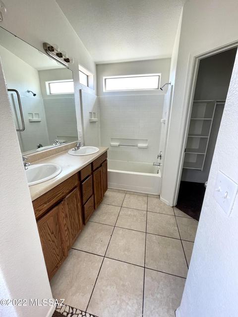 4253 E Mesquite Desert Trl, Tucson, AZ 85706 photo 14