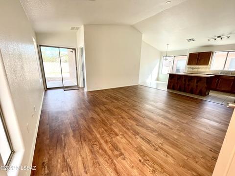 4253 E Mesquite Desert Trl, Tucson, AZ 85706 photo 4