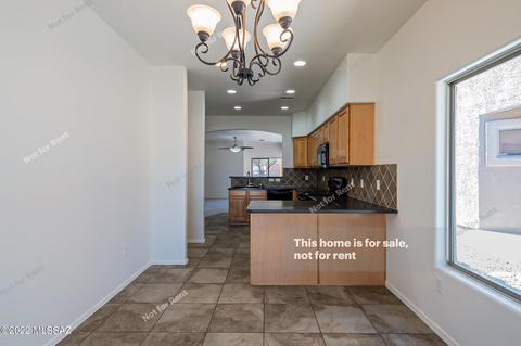7638 E Fair Meadows Loop, Tucson, AZ 85756 photo 13