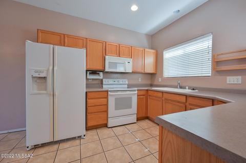 2815 E Vespers Pl, Tucson, AZ 85716 photo 2