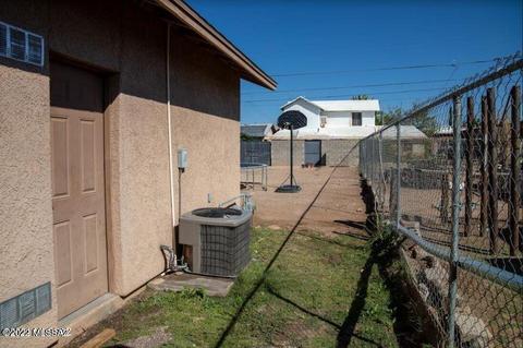 644 E 7th St, Douglas, AZ 85607 photo 2