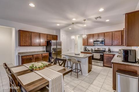 12009 E Ryscott Cir, Vail, AZ 85641 photo 5