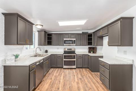 7908 E Winnepeg Dr, Tucson, AZ 85730 photo 14