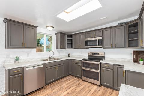 7908 E Winnepeg Dr, Tucson, AZ 85730 photo 15