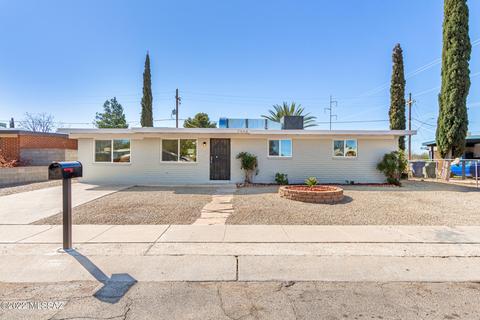 7908 E Winnepeg Dr, Tucson, AZ 85730 photo 4