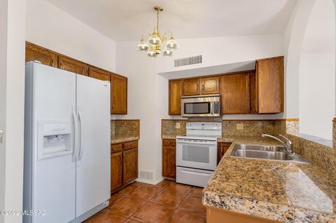 3315 W Bayleaf Dr, Tucson, AZ 85741 photo 12