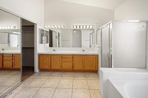 10668 E Barclay Park Loop, Tucson, AZ 85748 photo 25