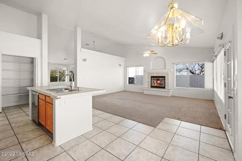 10668 E Barclay Park Loop, Tucson, AZ 85748 photo 13