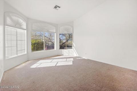 10668 E Barclay Park Loop, Tucson, AZ 85748 photo 4