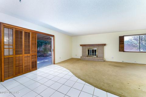 9034 E Maple Leaf Dr, Tucson, AZ 85710 photo 10