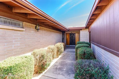 9034 E Maple Leaf Dr, Tucson, AZ 85710 photo 7