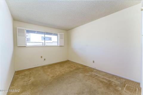 9034 E Maple Leaf Dr, Tucson, AZ 85710 photo 22