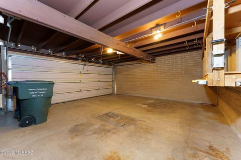 9034 E Maple Leaf Dr, Tucson, AZ 85710 photo 15