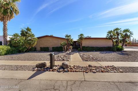 9034 E Maple Leaf Dr, Tucson, AZ 85710 photo 2