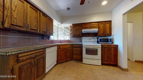 3218 E 24th St, Tucson, AZ 85713 photo 11