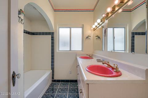 1821 E Spring St, Tucson, AZ 85719 photo 13