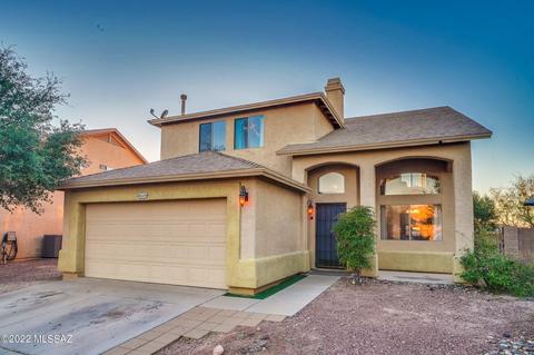 8645 E Chimney Spring Dr, Tucson, AZ 85747 photo 2