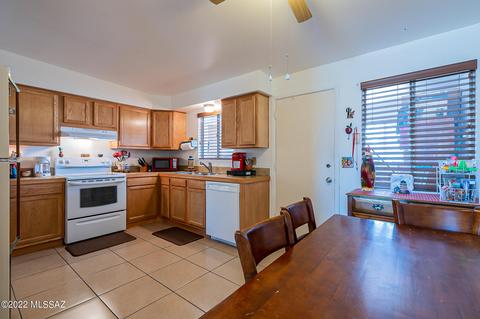 6730 E Hawk Dr, Tucson, AZ 85730 photo 6