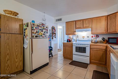 6730 E Hawk Dr, Tucson, AZ 85730 photo 8
