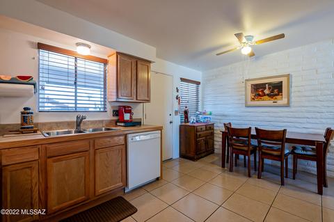 6730 E Hawk Dr, Tucson, AZ 85730 photo 10