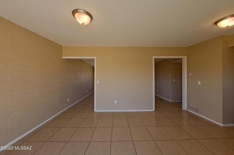 202 E Inez St, Tucson, AZ 85756 photo 6