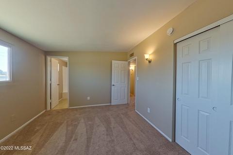 202 E Inez St, Tucson, AZ 85756 photo 8