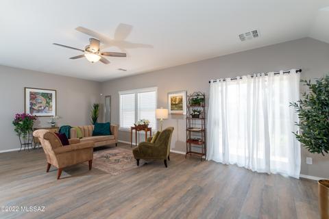 7033 S Dunnock Dr, Tucson, AZ 85756 photo 8