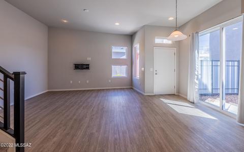 8665 E Innovative Dr, Tucson, AZ 85710 photo 6