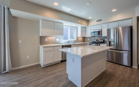 8665 E Innovative Dr, Tucson, AZ 85710 photo 8