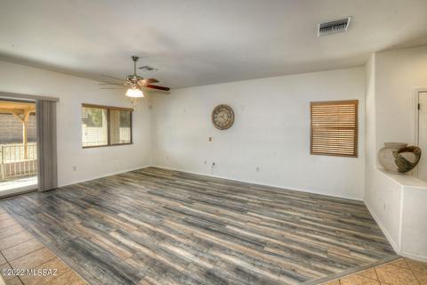 6644 E Gehrig Ln, Tucson, AZ 85756 photo 6