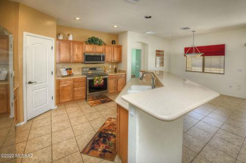 6644 E Gehrig Ln, Tucson, AZ 85756 photo 9