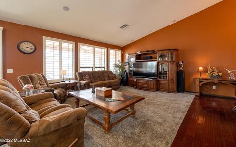 2563 E Channing Loop, Green Valley, AZ 85614 photo 12