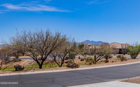 2563 E Channing Loop, Green Valley, AZ 85614 photo 8