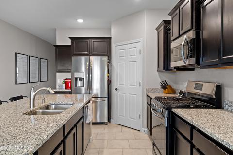 12174 E Becker Dr, Vail, AZ 85641 photo 5