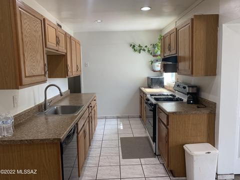 5232 E 32nd St, Tucson, AZ 85711 photo 11