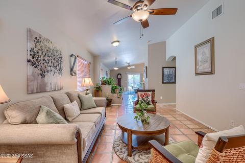 2548 E Chisel Ct, Oro Valley, AZ 85755 photo 3