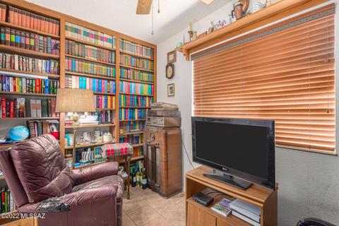 8250 E Oneida Pl, Tucson, AZ 85715 photo 24