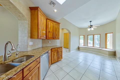 10321 E Boulderfield Dr, Tucson, AZ 85730 photo 5