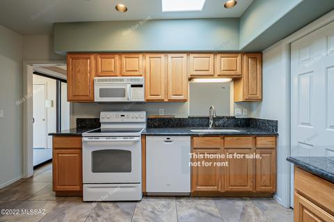 596 E Savannah St, Vail, AZ 85641 photo 9