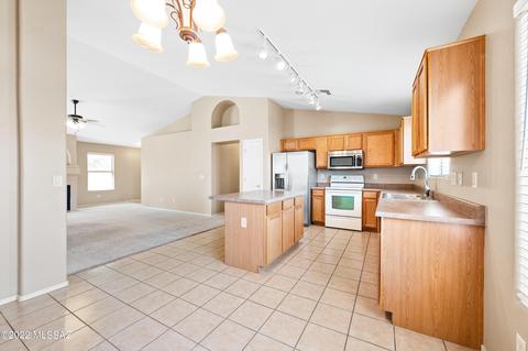 13244 E Mesquite Flat Spring Dr, Vail, AZ 85641 photo 9