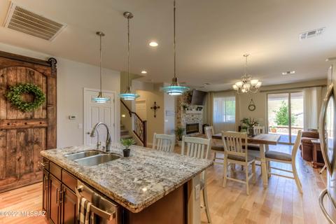 275 E Refuge Loop, Vail, AZ 85641 photo 9