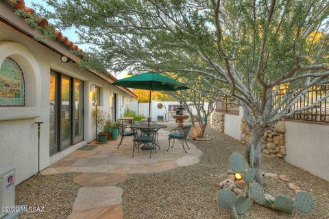 661 E Windward Pl, Tucson, AZ 85704 photo 9