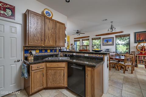 242 E Croydon Park Rd, Tucson, AZ 85704 photo 8